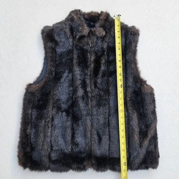 NWOT Worthington Reversible Brown and Black Faux Fur Faux Leather Zip-up Vest