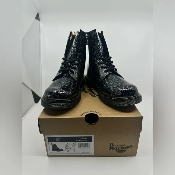 NWT DOC MARTEN Youth/woken 1460 glitter lace up boots. Eu 37 women 6
