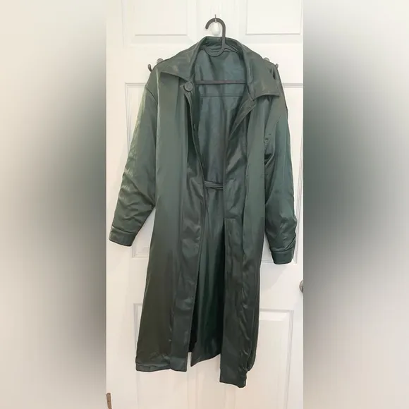NWT En Saison Hunter green leather trench coat from Anthropologie, size Small.