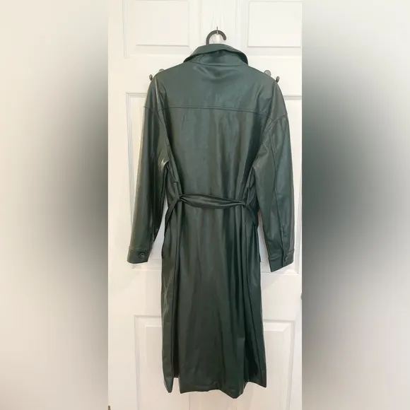 NWT En Saison Hunter green leather trench coat from Anthropologie, size Small.