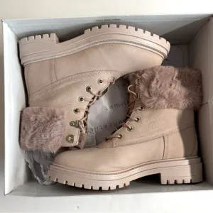 NWT Goex Iridea Nubuck Leather boots in Antique Rose.Never worn.Size 10.5