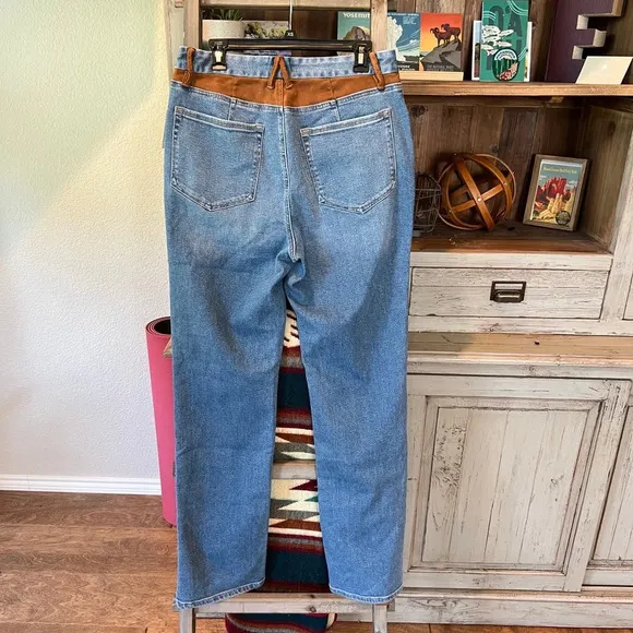 NWT Good American Icon mixed media jeans size 14/32