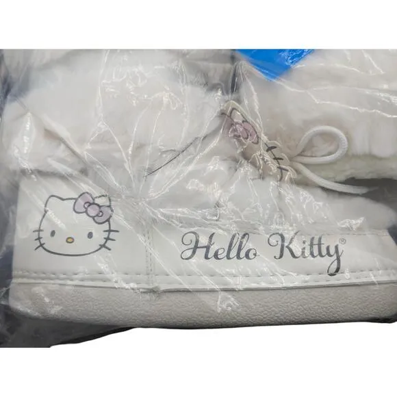 NWT Hello Kitty White Faux Fur Boots Lace Up Sanrio Unisex Boots Sz 7