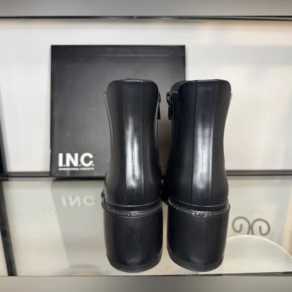 NWT INC Eadin Padded Insole Block Heel Rain Boots Lug Sole Black Size 8