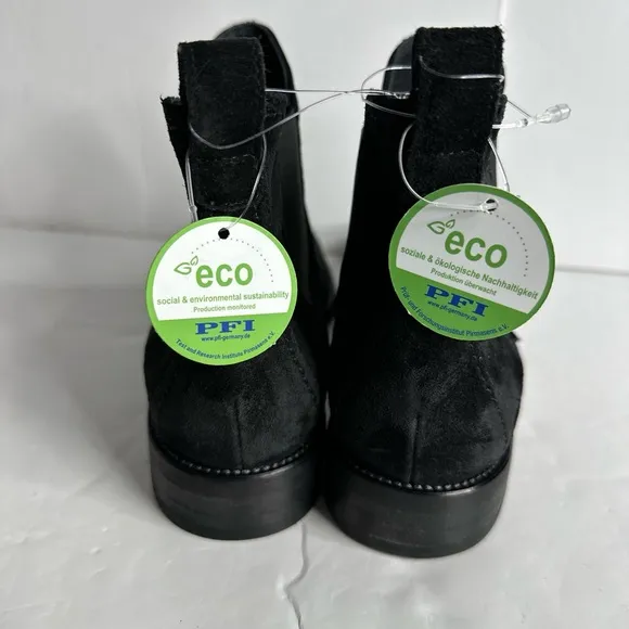 NWT Paul Green Jax Women Black Suede Chelsea Boots size 5.5