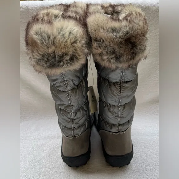 NWT Spring Step Vanish Snow Boot - Silver - SZ. US 7.5-8  / EU 38