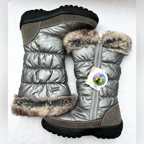 NWT Spring Step Vanish Snow Boot - Silver - SZ. US 7.5-8  / EU 38