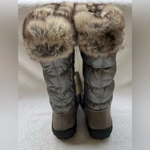 NWT Spring Step Vanish Snow Boot - Silver - SZ. US 7.5-8  / EU 38
