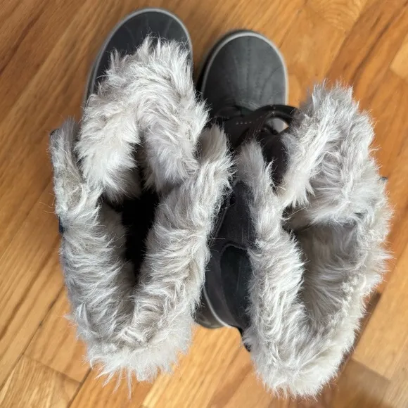 NWT! WATERPROOF Sorel Tivoli Lace-Up All Weather Boots Short Faux Fur gray grey