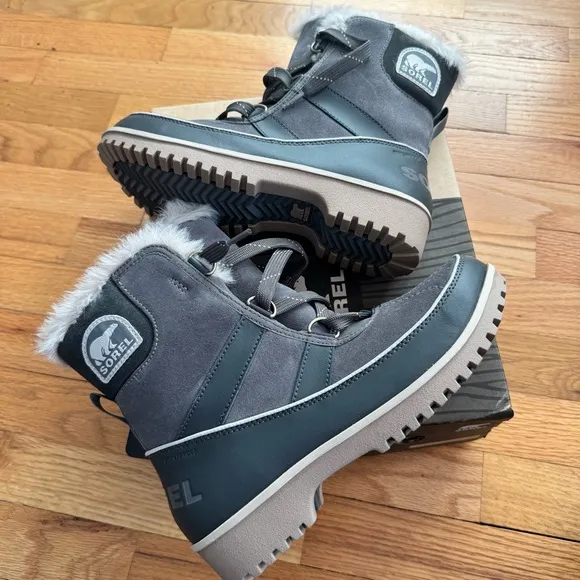 NWT! WATERPROOF Sorel Tivoli Lace-Up All Weather Boots Short Faux Fur gray grey