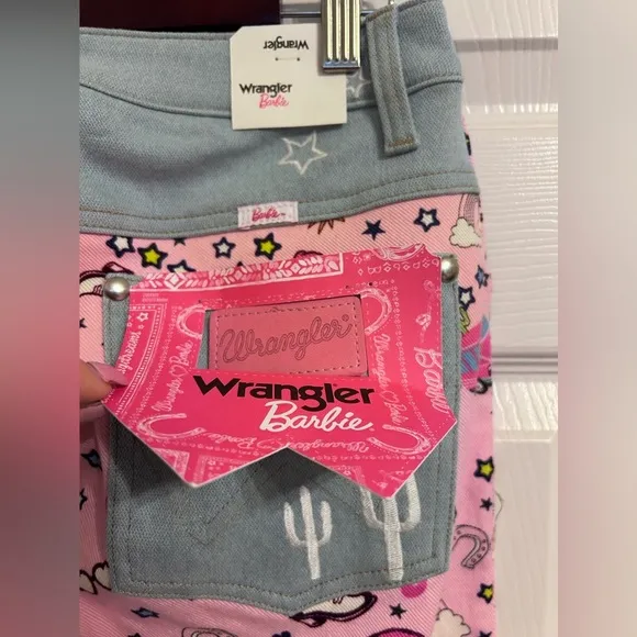 NWT Wrangler x Barbie Jeans, 26x32
