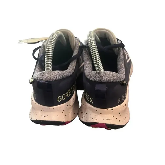 NWT Nike Juniper Trail‎ 2 GORE-TEX Women's Waterproof Trail Running Shoes Size 6