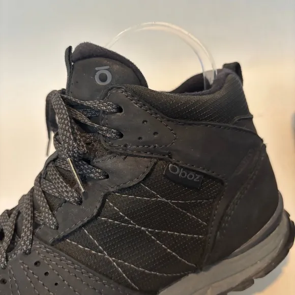 Oboz Women's black lace up Bozeman Mid Waterproof outdoor Hiking Boots size 9