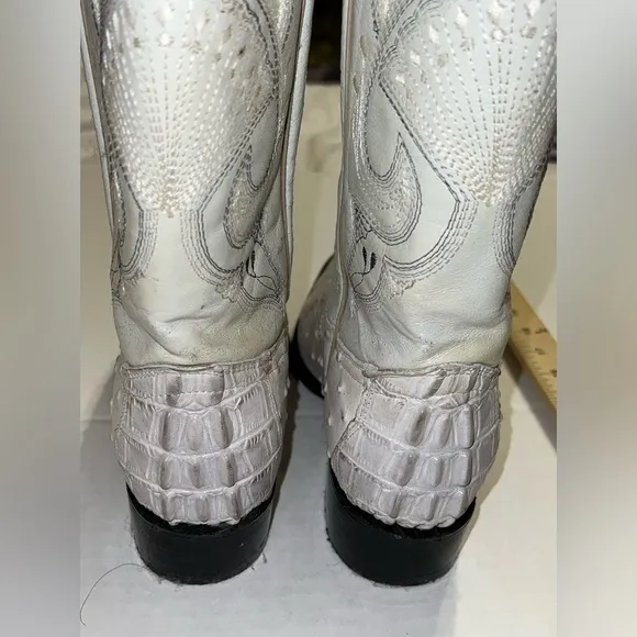 Old Corral Western White Cross Boots Men Size 6.5/Women 8-8.5