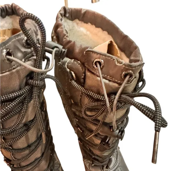 Pajar Canada tall gray waterproof Snow/Rain Gia boots Size 37 (~6.5) in EUC