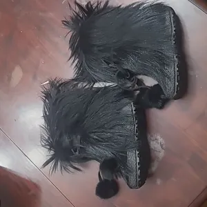 Pajar Nikky-Baby Fur boots.  Size Girls 2.  Black fur.