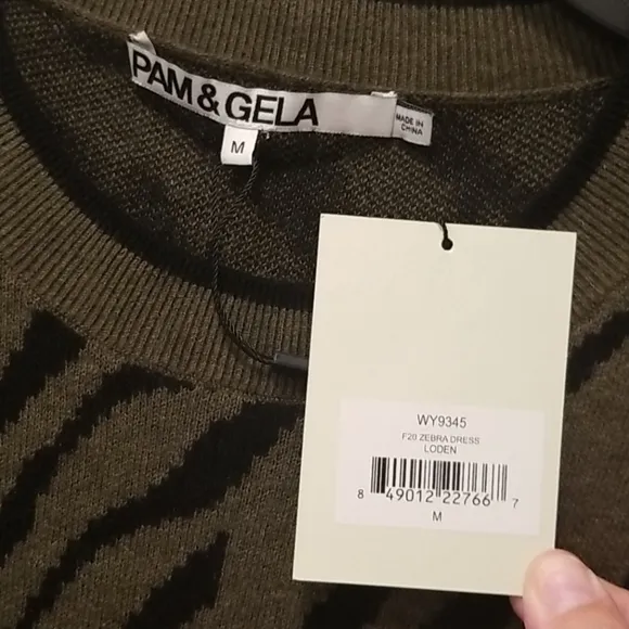 💕PAM &amp; GELA💕 Zebra Silk-Blend Sweaterdress M NWT