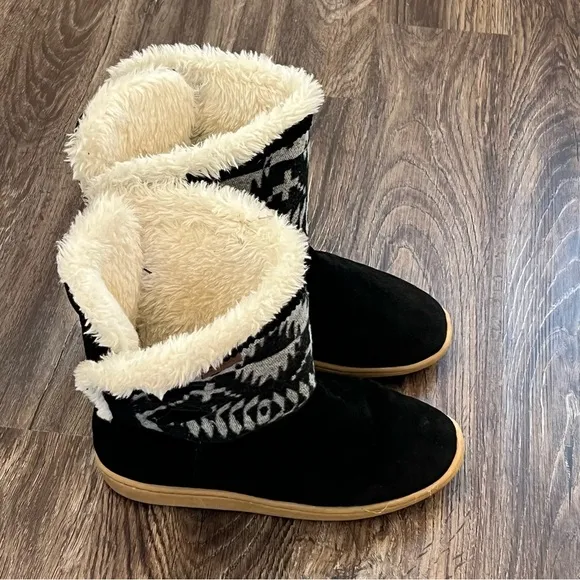 Pendleton Women's Hacienda Bootie Size 10‎ Spider Rock Boots Black White