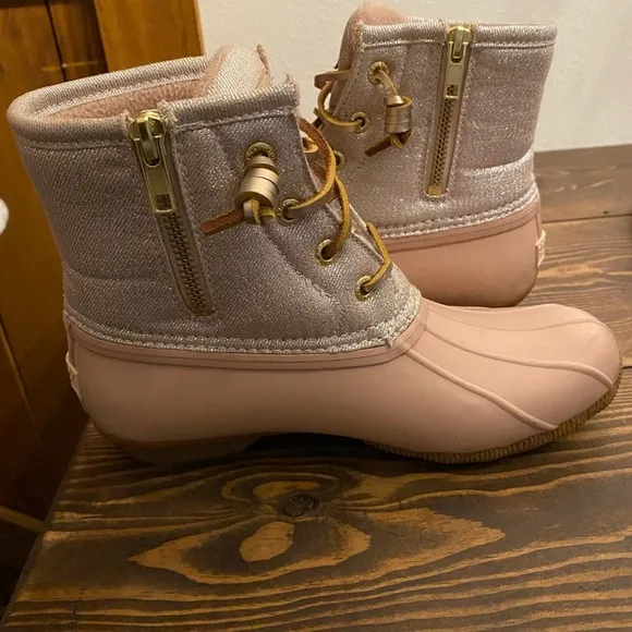 Pink &amp; Rose Gold Sperry rain boots