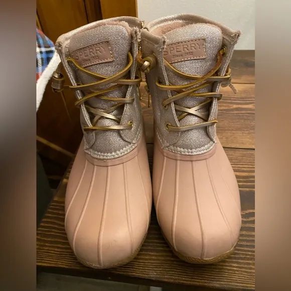 Pink &amp; Rose Gold Sperry rain boots
