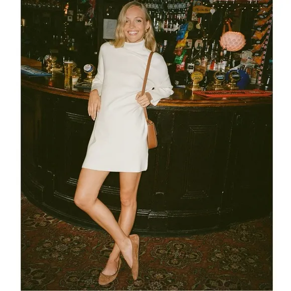 POMANDER PLACE Winter White Vivianne Dress