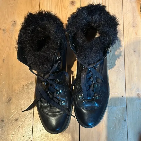 Pour LaVictoire ankle boots