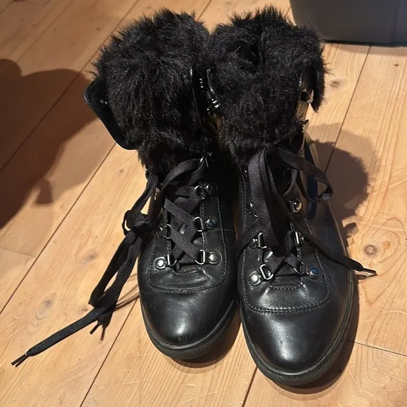 Pour LaVictoire ankle boots
