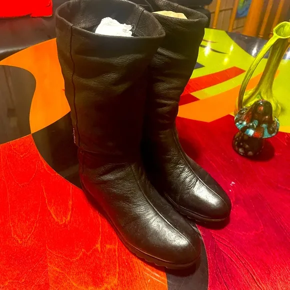 Prada Size 37 Winter Boots
