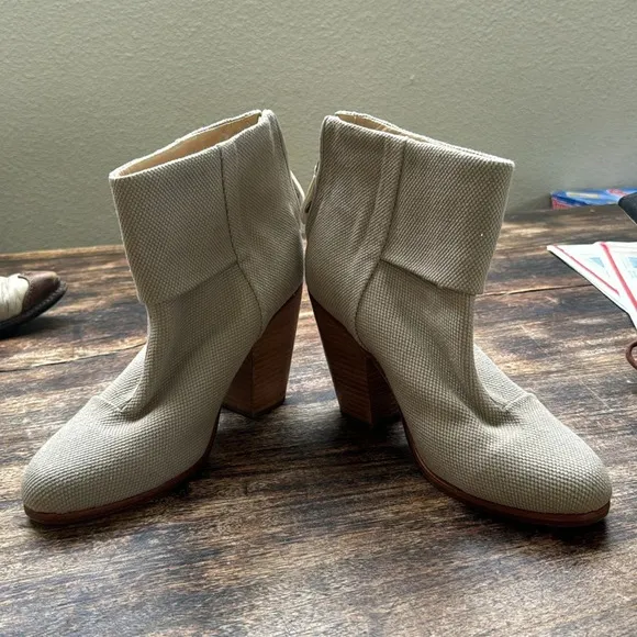 Rag &amp; bone size 8.5  Newbury natural tan colored  Boots for Women