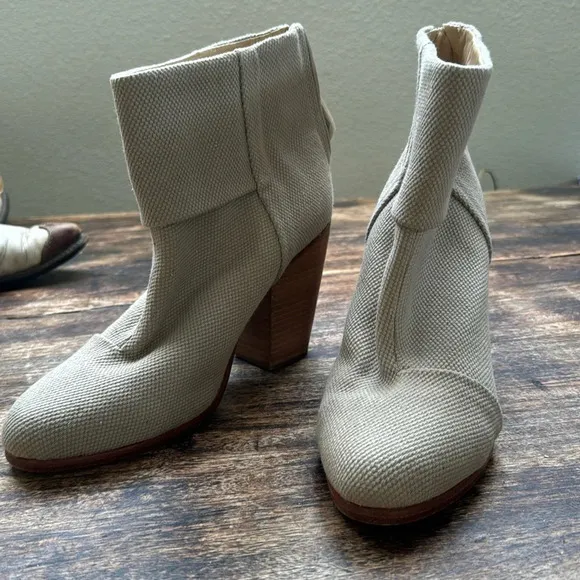 Rag &amp; bone size 8.5  Newbury natural tan colored  Boots for Women