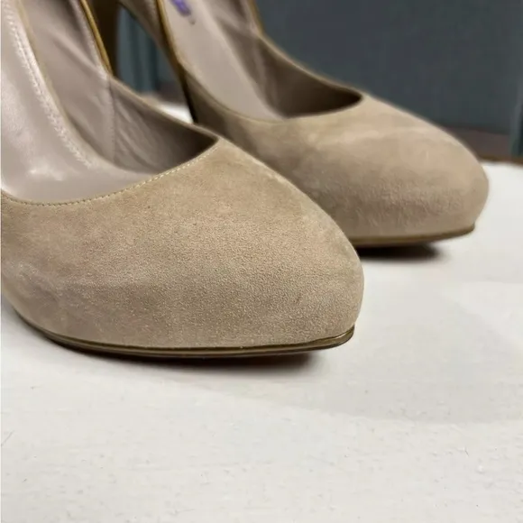 Ralph Lauren Purple Label Collection Celia Glen Tan Suede Pump Heels Women 9 B