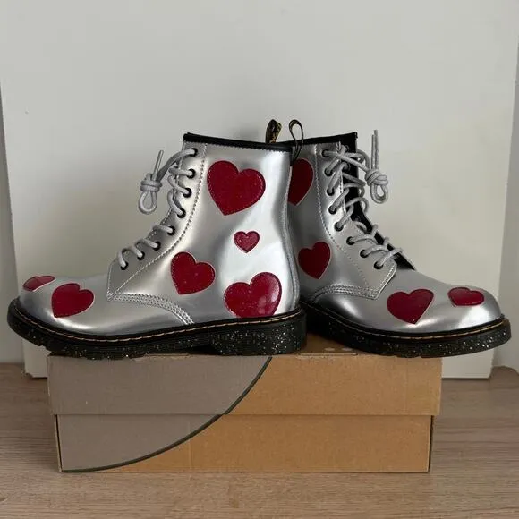RARE ❤️ Dr. Martens 1460 Silver Patent Heart Lace Up Boots - SZ Men 6- Women 7