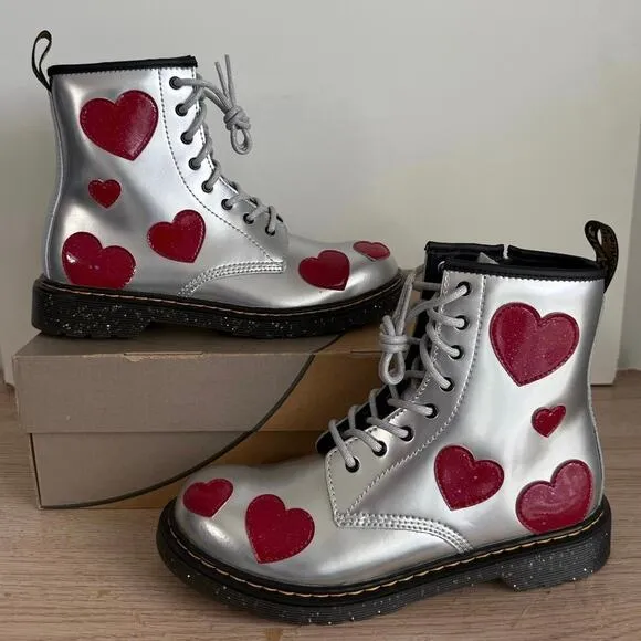 RARE ❤️ Dr. Martens 1460 Silver Patent Heart Lace Up Boots - SZ Men 6- Women 7