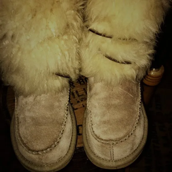 Rare UGG Rainer 5189 limited edition Size 5