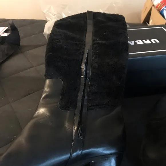 Rebeca Sanver boots