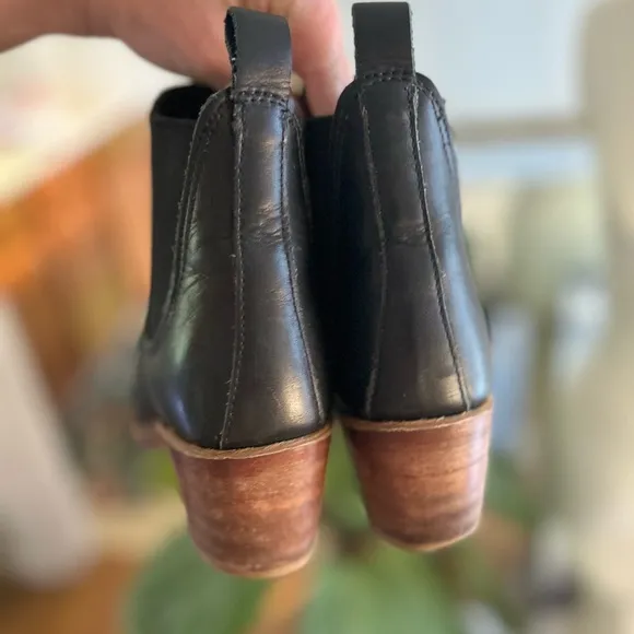 Red Wing Shoes Redwing Harriet Chelsea Boots Black Leather Boots Sz 6 B