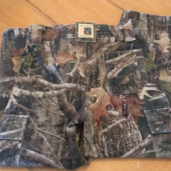 Redhead silent-hide insulated gear.