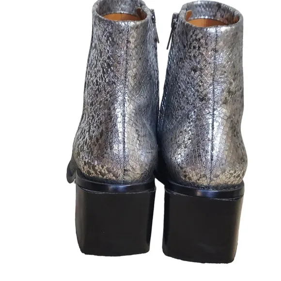 Robert Clergerie‎ Women's Xenia High Top Leather Boots