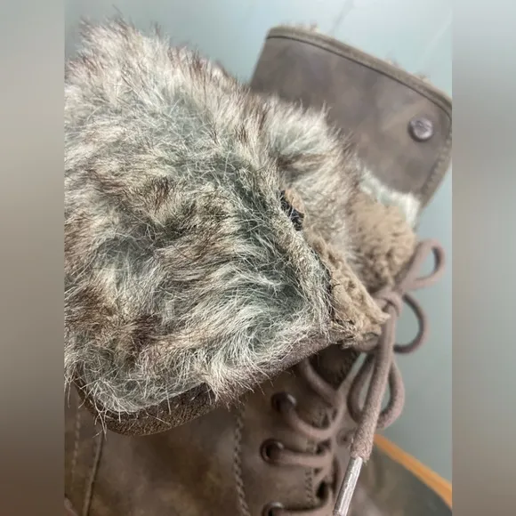 Roxy - Powell Lace Up Combat Boots - 10