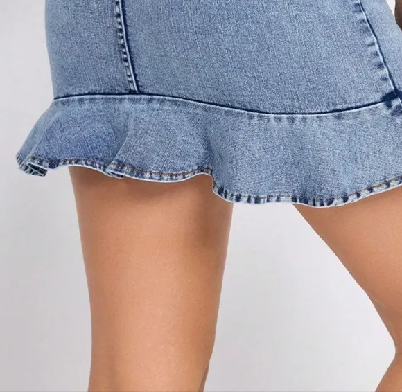 Ruffle Hem Denim Retro High-Rise Waist Jean Hip Pocket Vertical Seam Mini Skirt