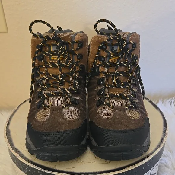 Rugged Brown and Black Outdoor Boots with High-Top Design Unisex