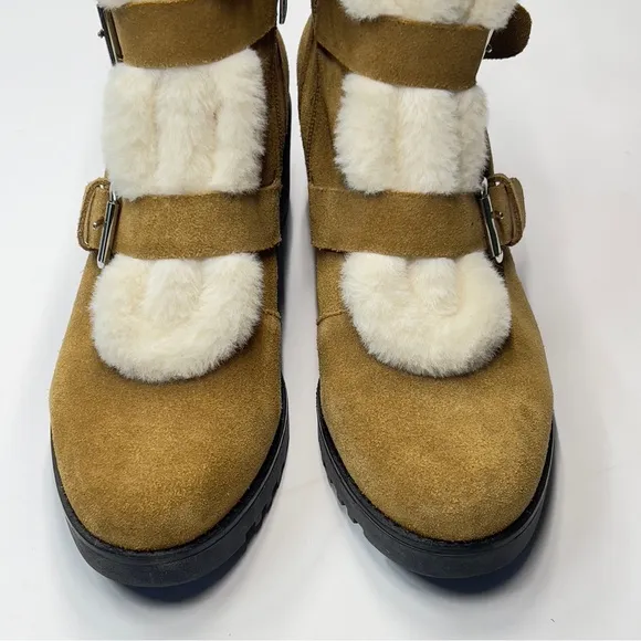 Saks Fifth Avenue women’s size 9.5 Suede Furry Buckle Boots Block heel.