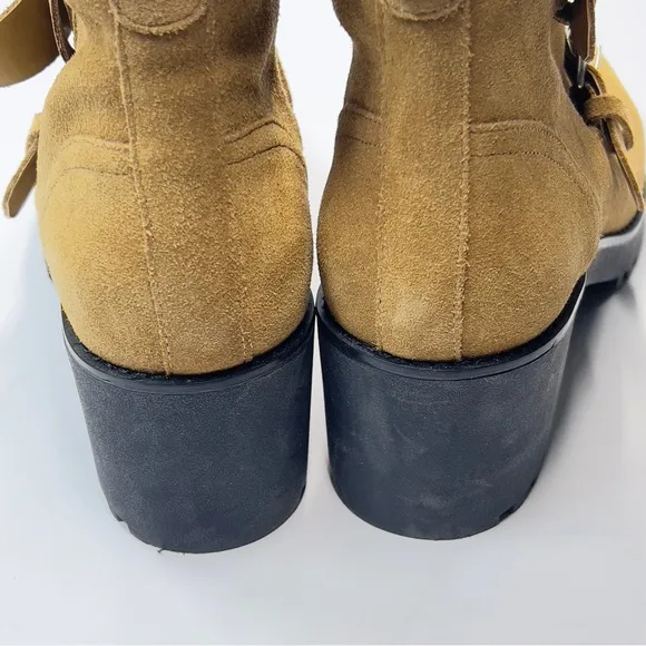 Saks Fifth Avenue women’s size 9.5 Suede Furry Buckle Boots Block heel.