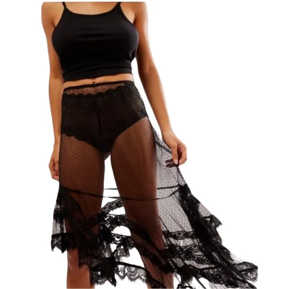 🌹🏇🌹SALE Free People Afternoon Half Slip Black Size Small Sheer Sexy Versatile