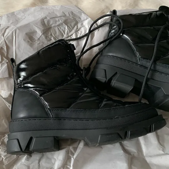 Sam Edelman Leather &amp; Shiny Fabric Winter Boots, Size 8