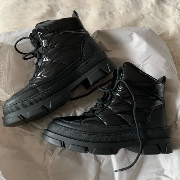 Sam Edelman Leather &amp; Shiny Fabric Winter Boots, Size 8