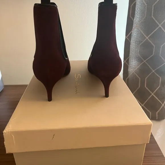Santoni burgundy boots size 37.5 . Brand new in box