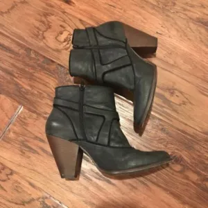 Schuler &amp; Sons Women Anthropologie  Leather Ankle Boots Charcoal Black Zip  8B