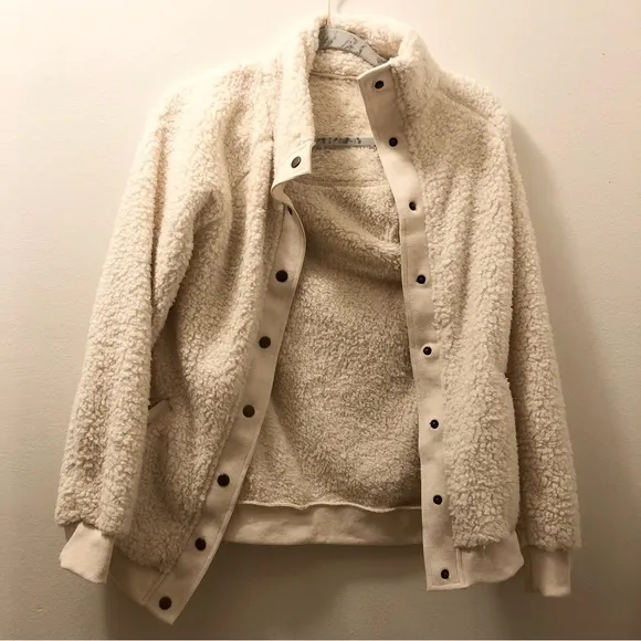 Sherpa Fleece Jacket Warm Long Sleeve Button Down Fuzzy Faux Wool with Pockets S