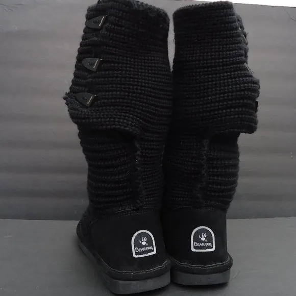 SIZE 11. BEARPAW women's knit tall winter boots.